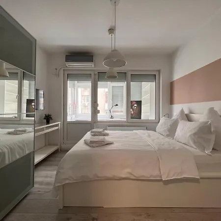 Pearl Center - 2bdr Appartement *