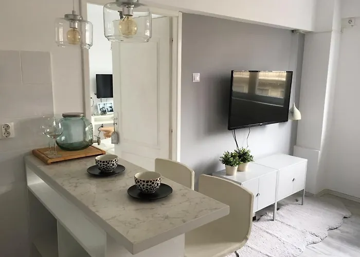 Pearl Center - 2bdr Apartamento