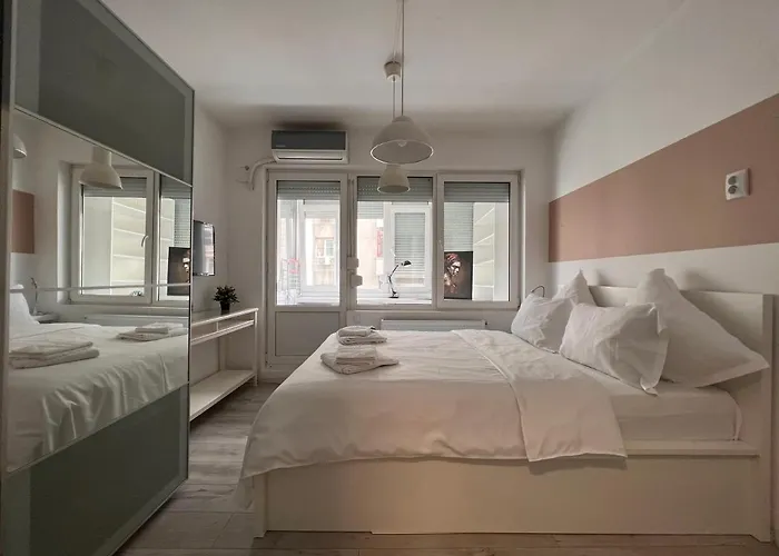 Pearl Center - 2bdr Apartamento *